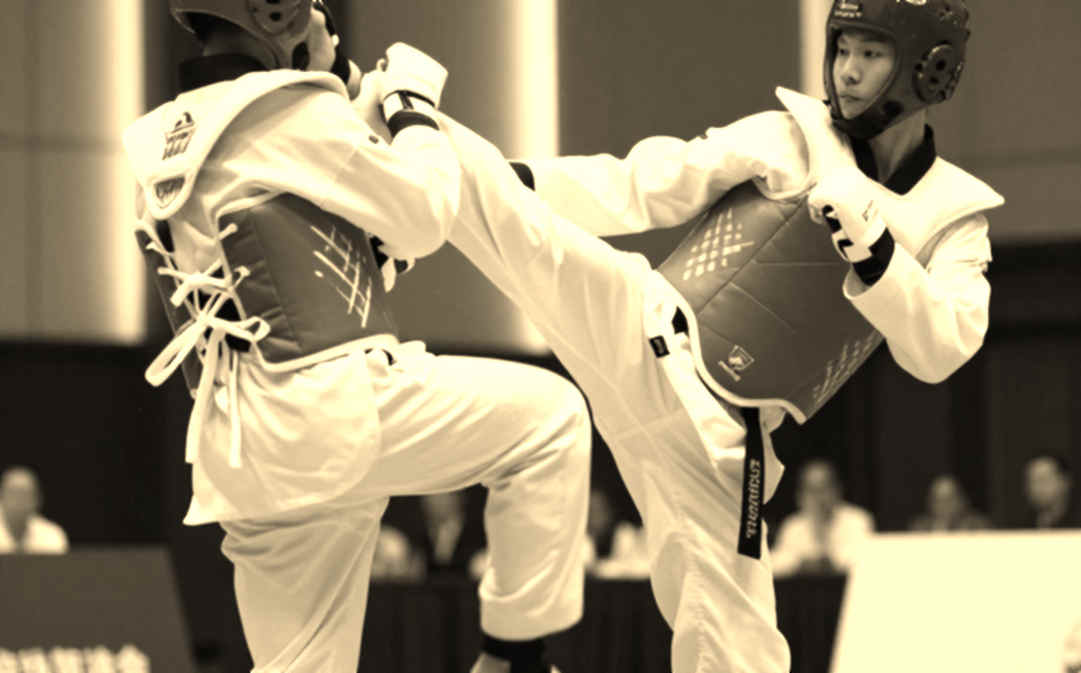 Not 45 but 42: The Geometry Inside Singapore's Épée Bronze