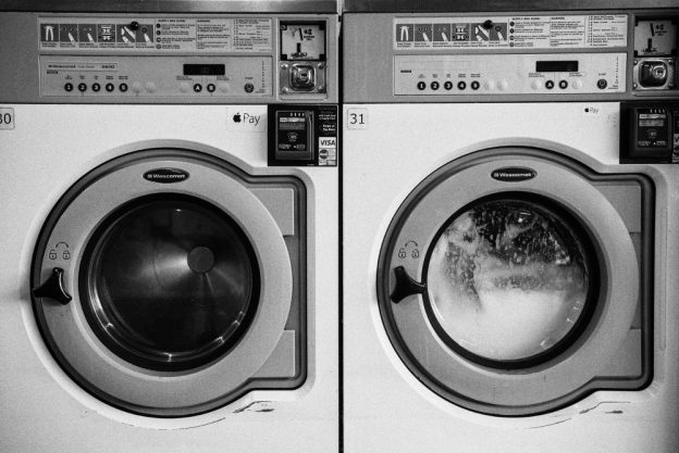machine à laver avec hublot